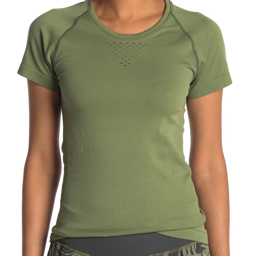 Zella harmony short sleeve top in olive branch green New Size Medium